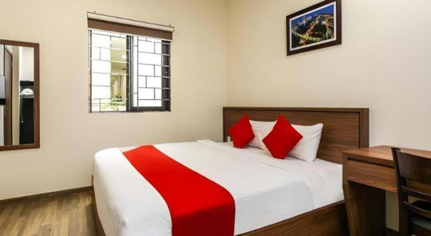 Oyo 898 Phuong Thao Hotel Nha Trang Exteriör bild