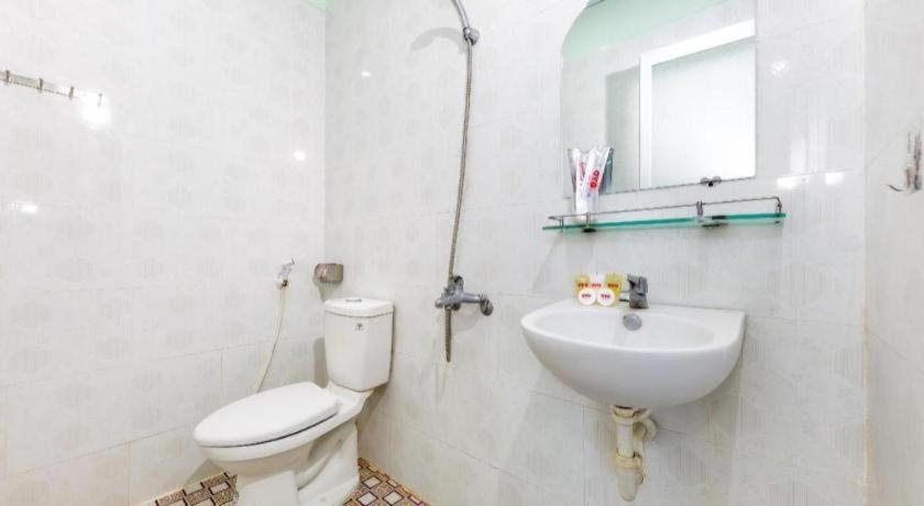 Oyo 898 Phuong Thao Hotel Nha Trang Exteriör bild