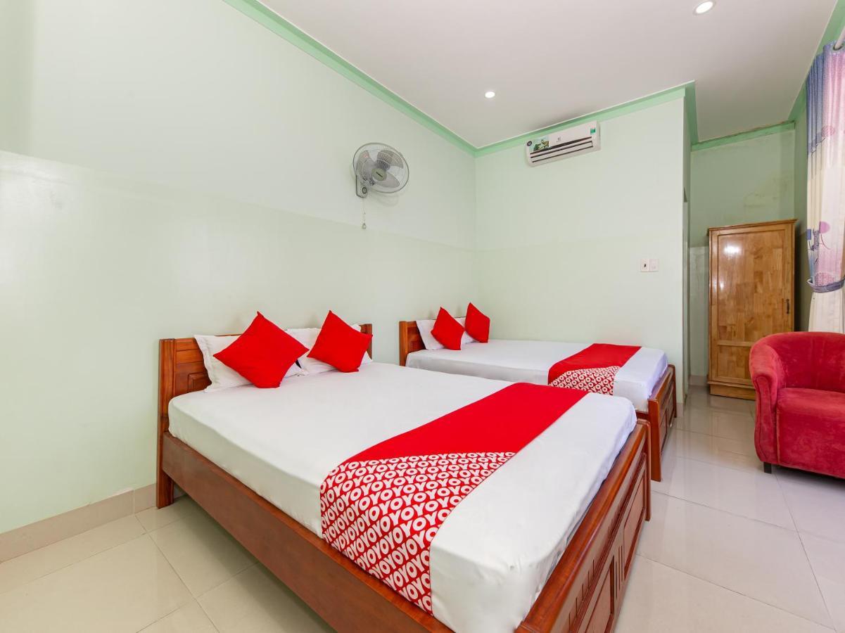 Oyo 898 Phuong Thao Hotel Nha Trang Exteriör bild