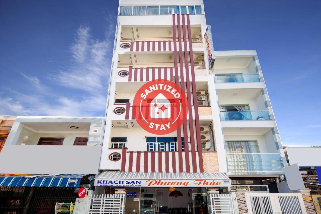 Oyo 898 Phuong Thao Hotel Nha Trang Exteriör bild